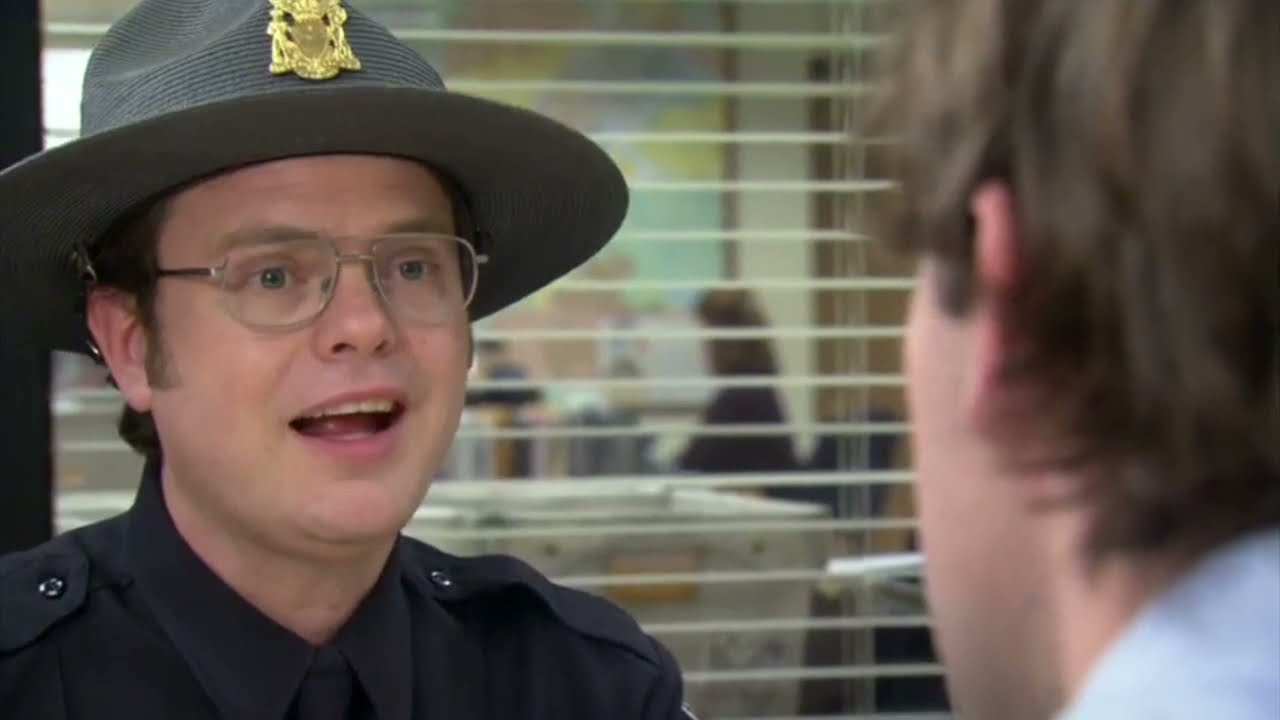 dwight encontra um baseado no estacionamento - the office dublado