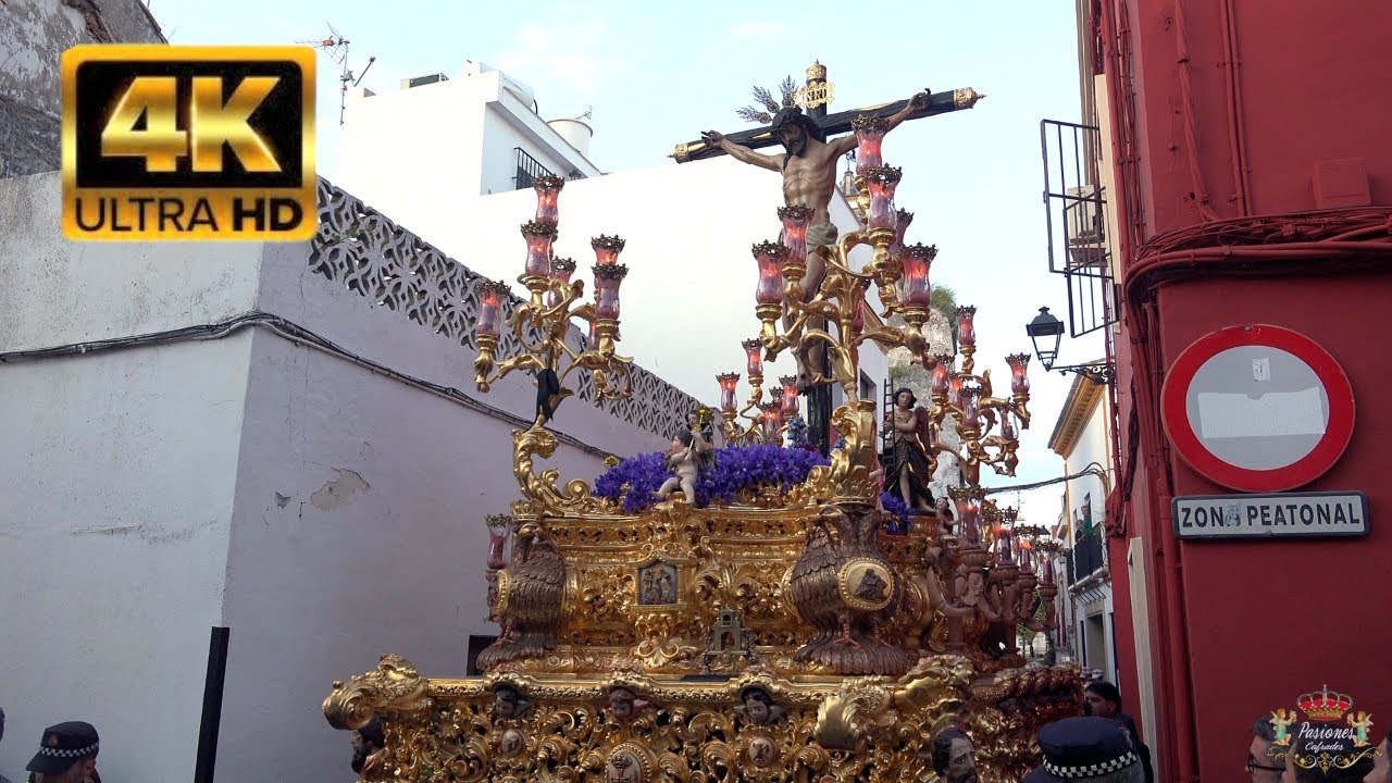 SANTO ENTIERRO MAGNO DE UTRERA!! 2025 CALLE PRECIOSA.