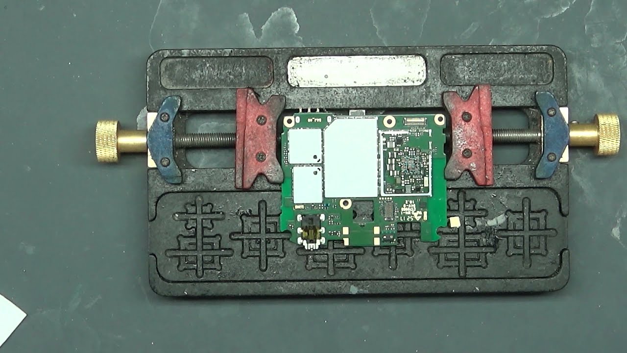 Nokia TA-1047 не включается