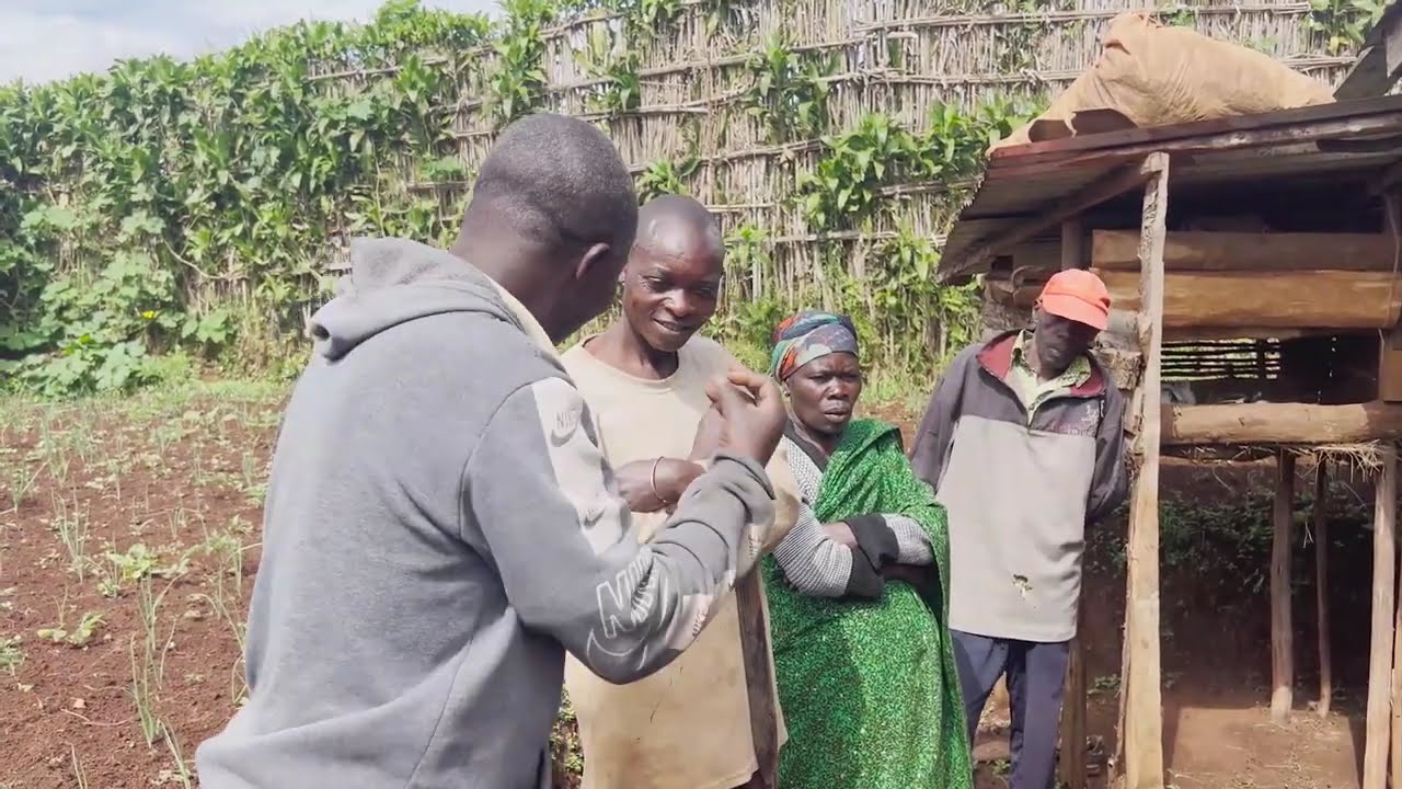 Visite d'échange de certains agriculteurs accompagnés par le CAB à Lurhala