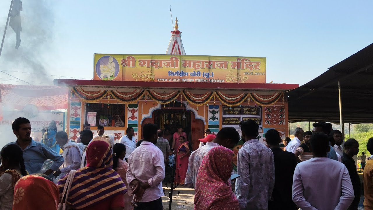 रंग नव्हे, तर दगडांची उधळण करत खेळली ‘गोटमार’...