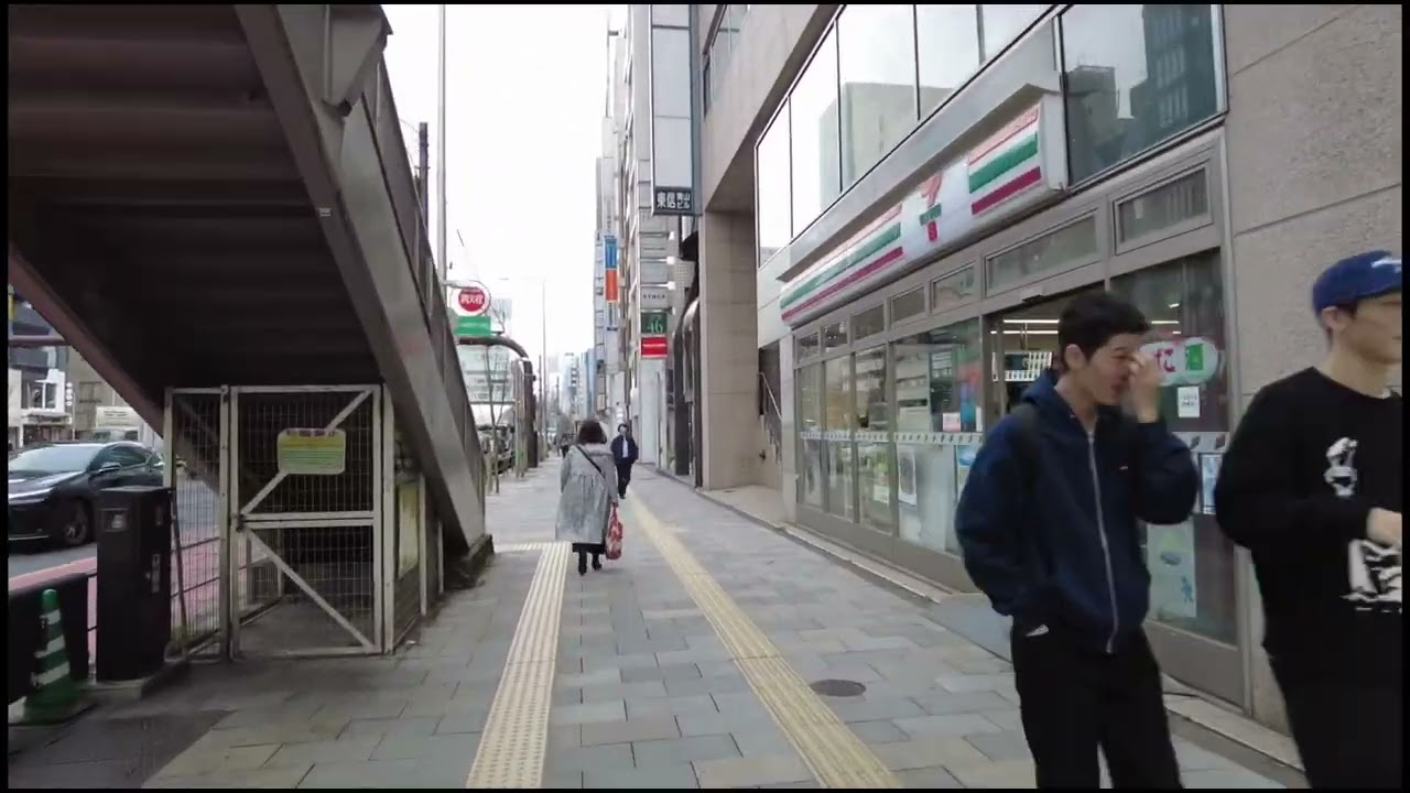 渋谷駅中央改札から青山学院大学前