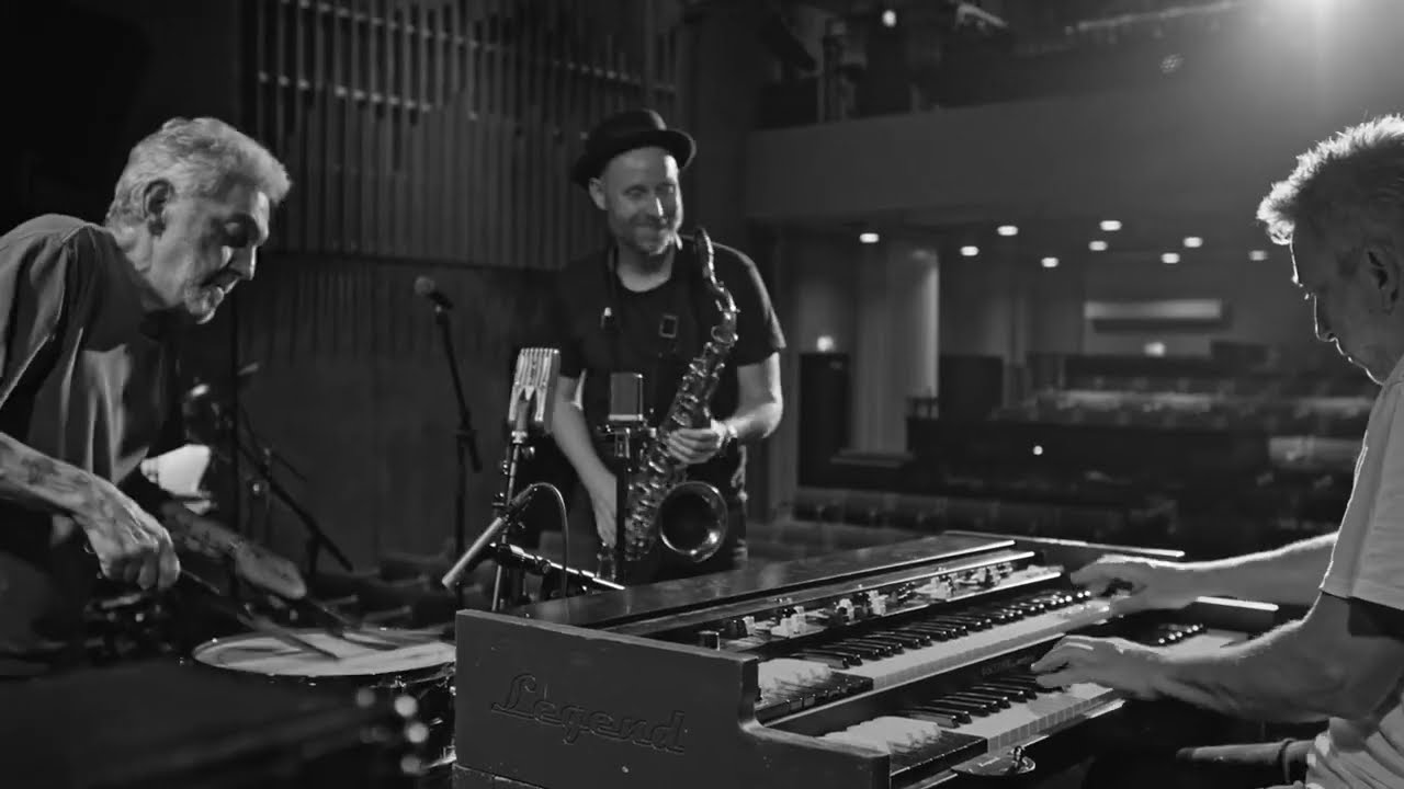 【BHGプロジェクト】Blicher Hemmer Gadd  Any Moment Now  + Michael Blicher and Steve Gadd interview【10/29公演】