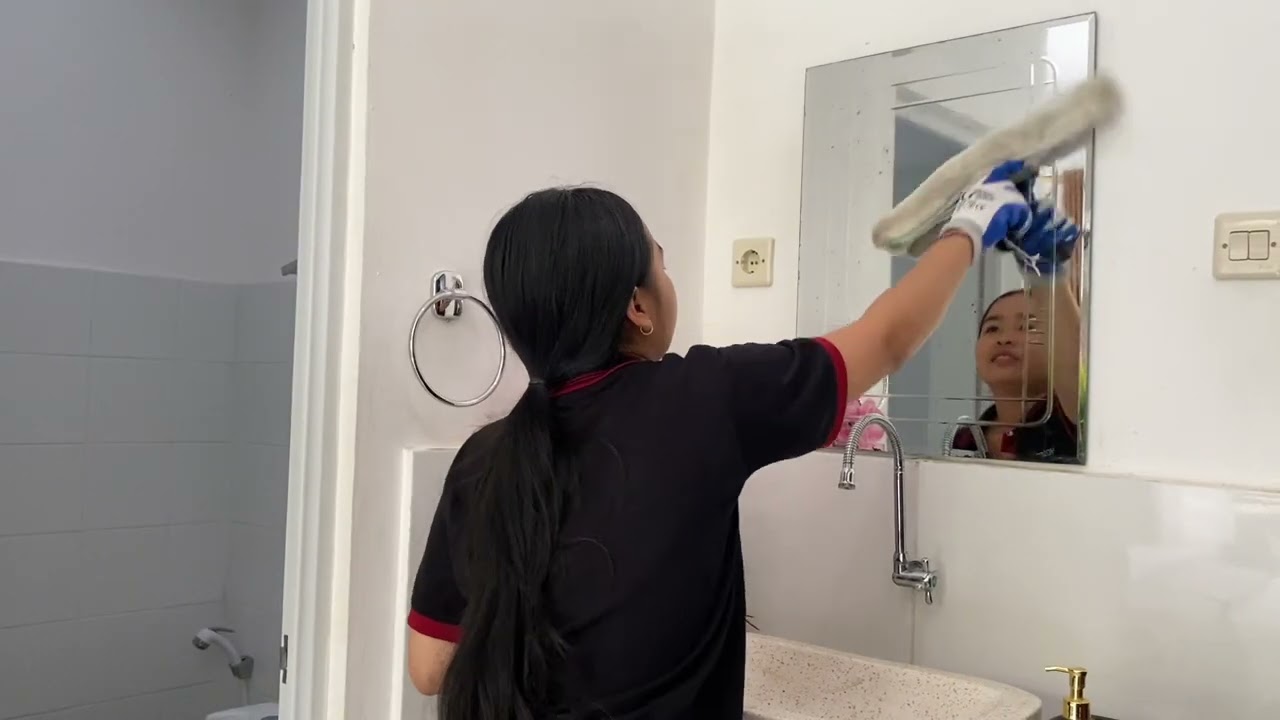Praktek Room Attendant