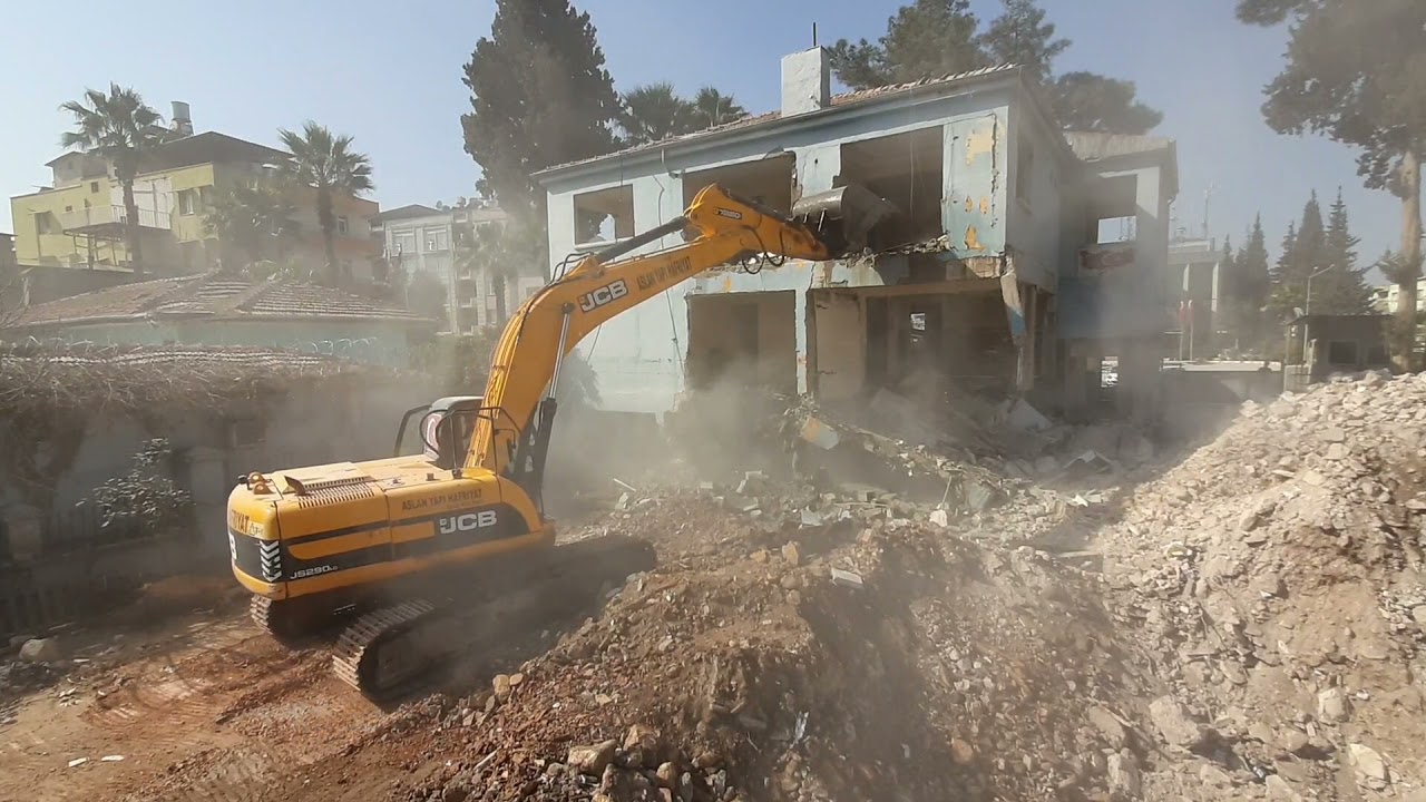 Tehlikeli Yıkım!!  (yıkım part 2) JCB 290 / Operatör  : Muhammet Aslan