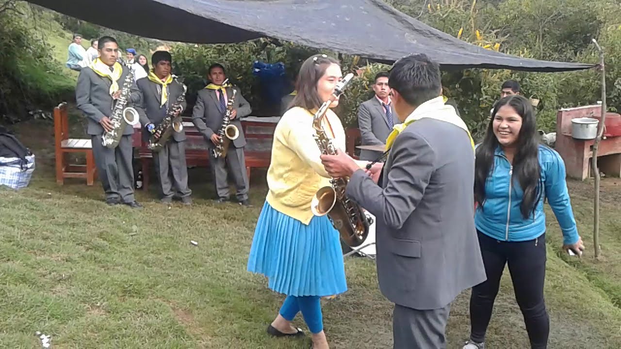 ORK  FOLKLORICA  L  &  H  CONTRATOS   CEL :968569397 - 968395480