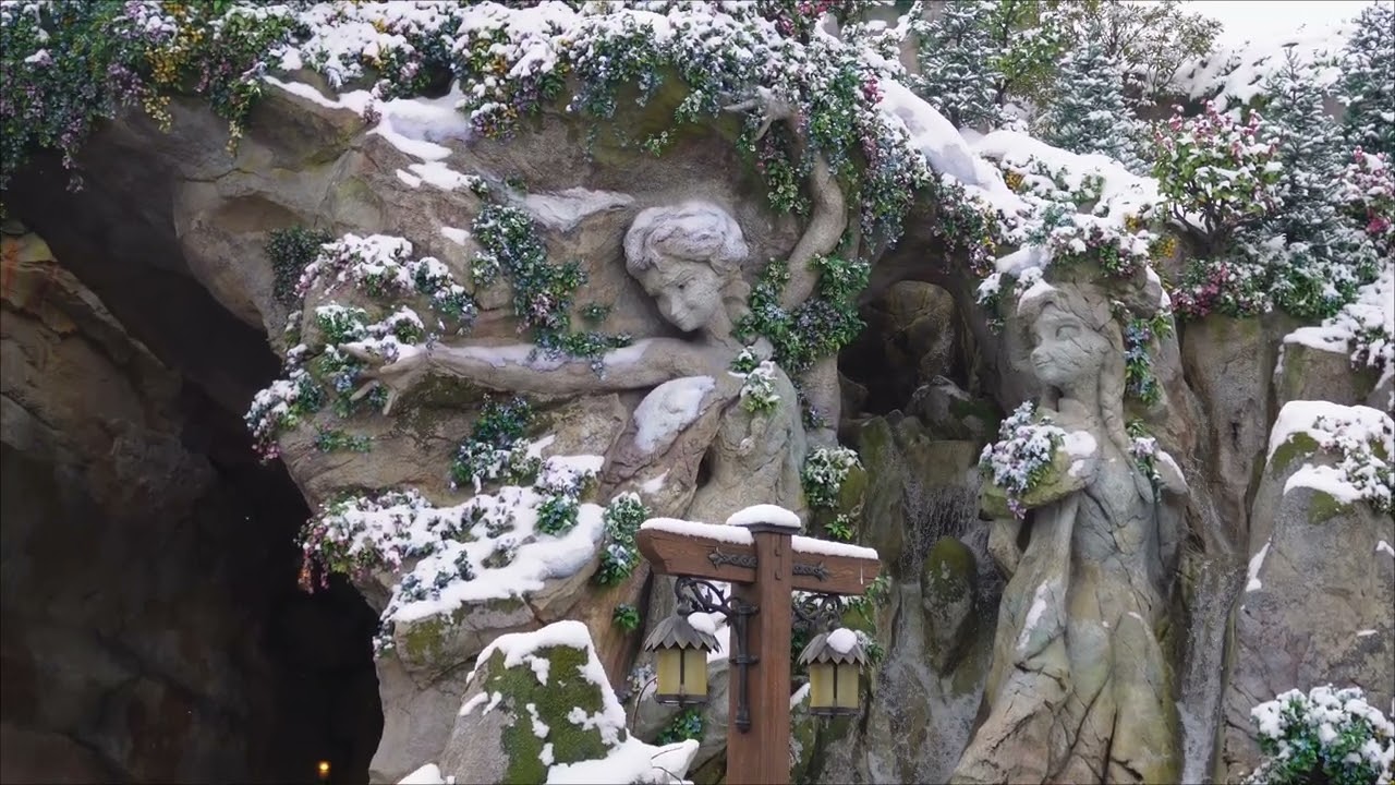 ファンタジースプリングス 入口 アナとエルサ 雪❄ver.