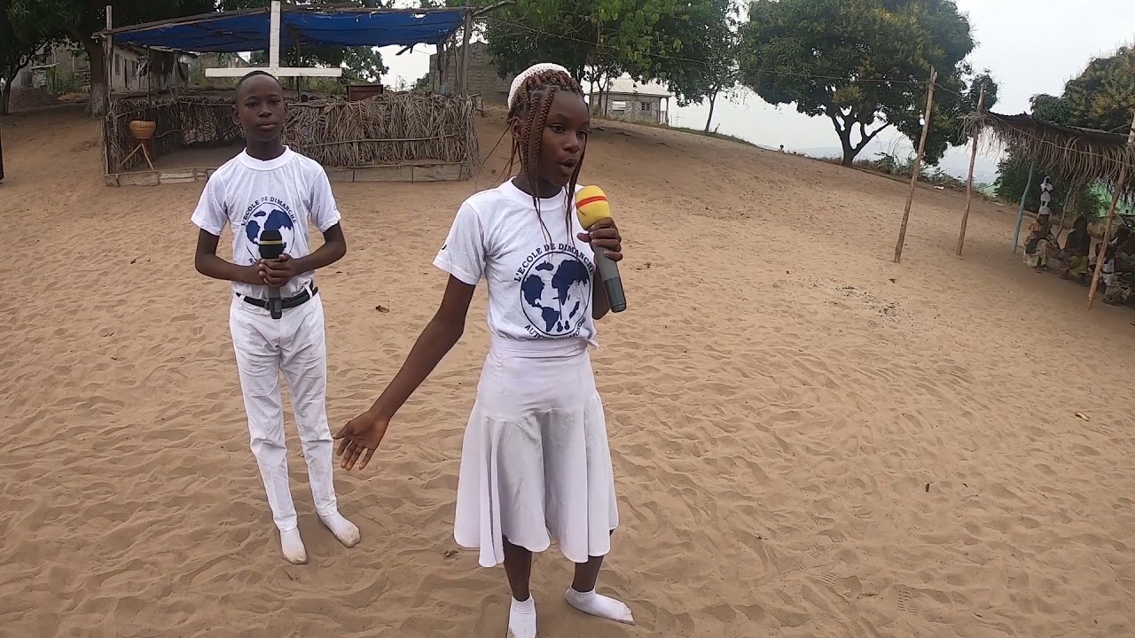 École de Dimanche de l'Annexe Autonome de Djiri «Prendre conscience».