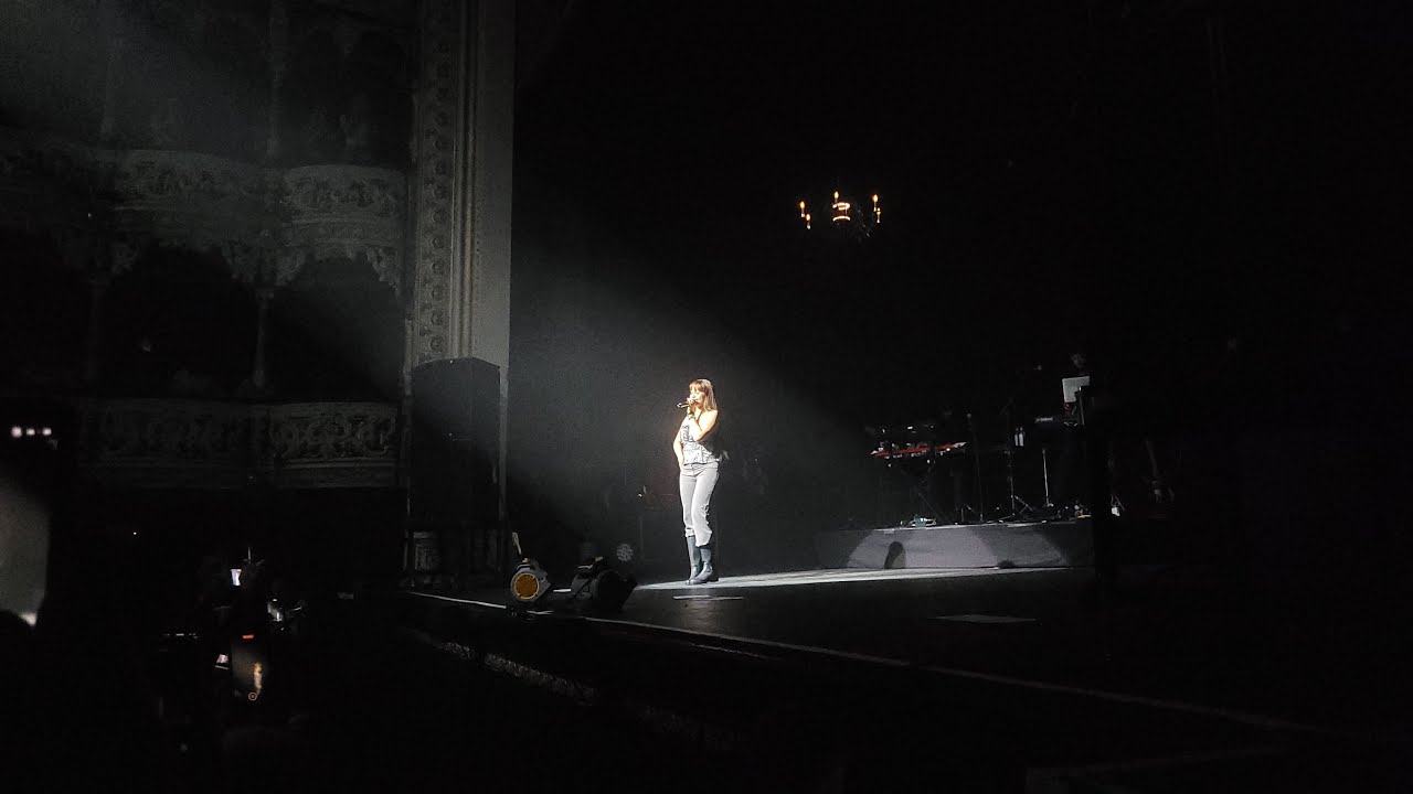 PinkPantheress - Capable of Love Tour Dublin @3Olympia 20/02/24 [FULL CONCERT - FRONT ROW]