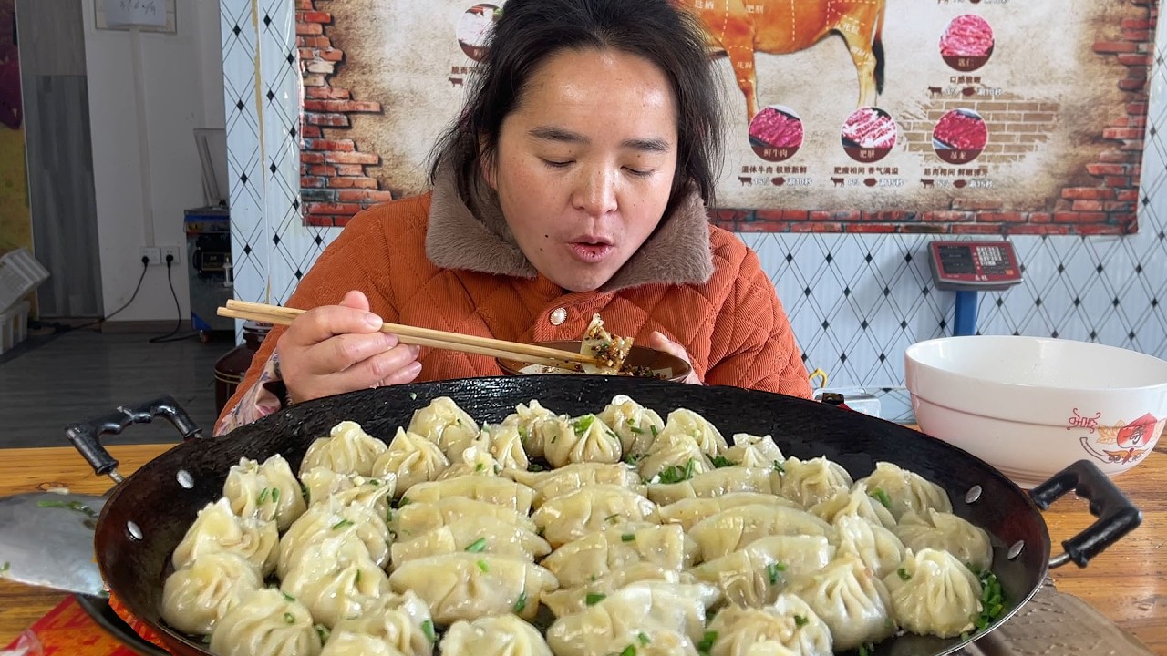苗大姐做生煎饺子，一餐就花了100元，真的太败家了
