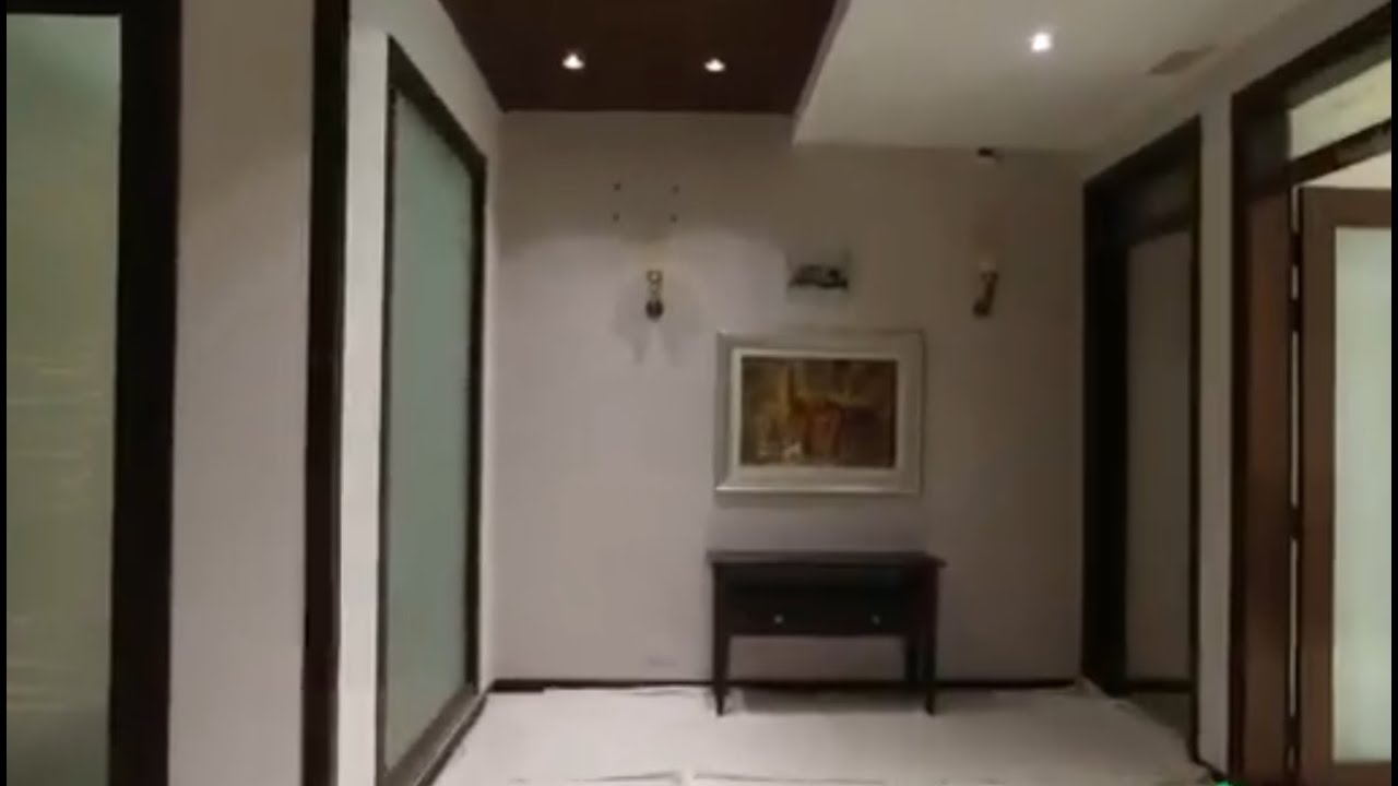 1111 SQYD PENTHOUSE FOR SALE IN SHAHEED MILLAT ROAD KARACHI