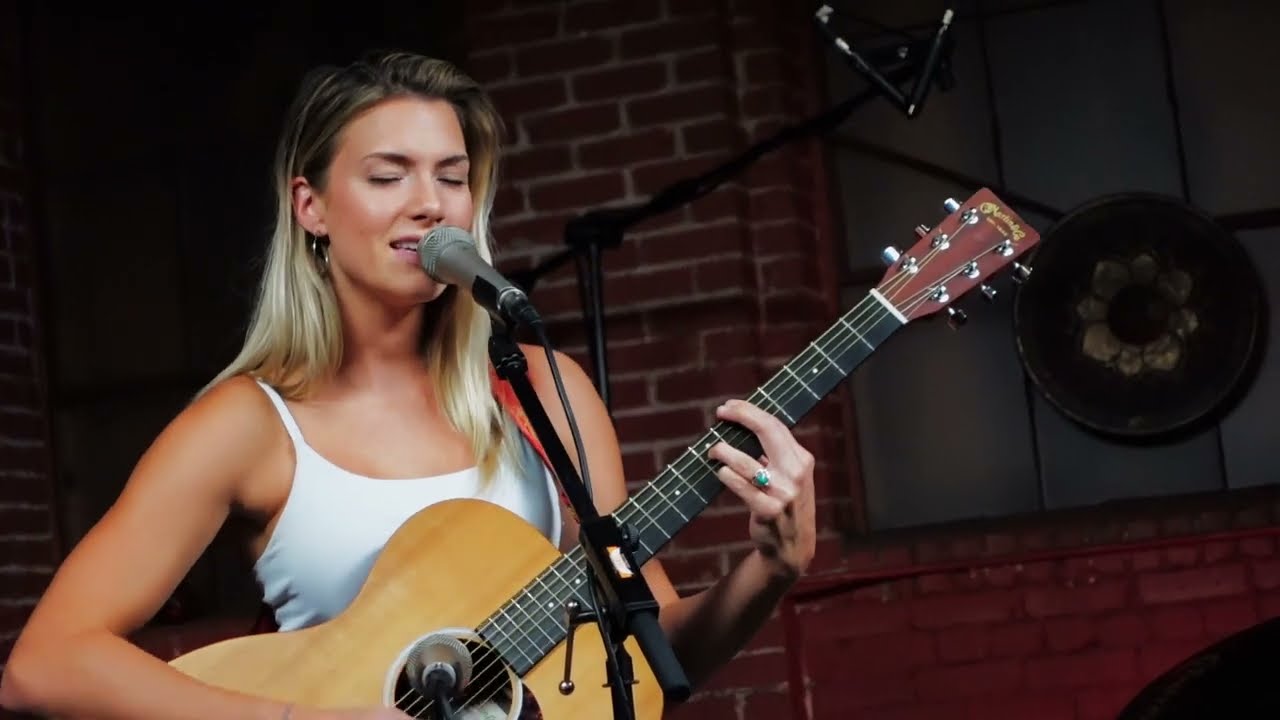 Strange - Jessica Healey