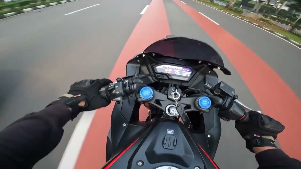 PURE SOUND CBR 150R R9 ZETA EXHAUST UNDERBELLY!!! AFTER SAHUR RIDE