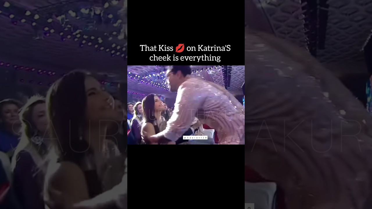 Vicky came here just to kiss his wife Katrina ❤️|| #vickykaushal #katrinakaif #trending #love