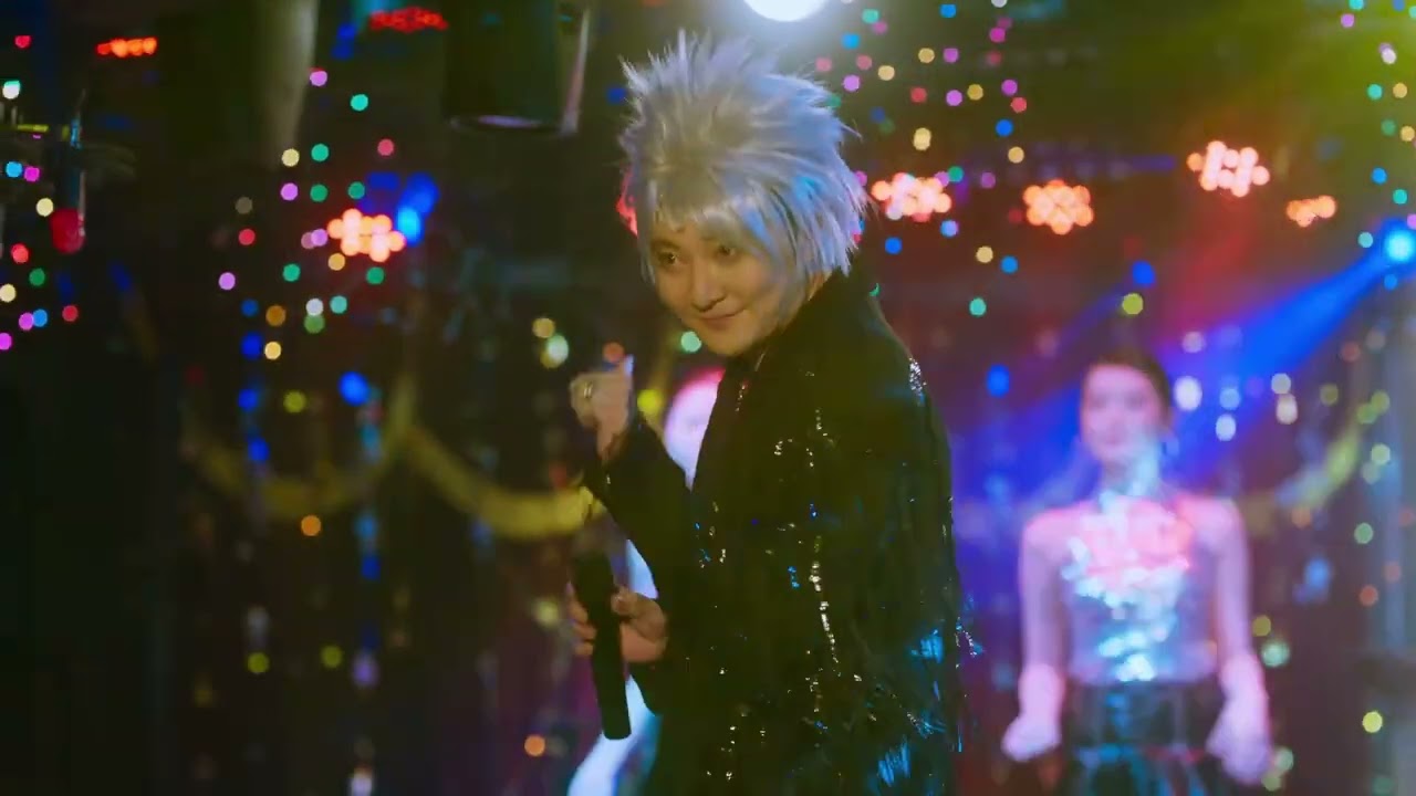 男人约老舅吃饭，当晚竟在“夜色”撞上驻唱的老舅！