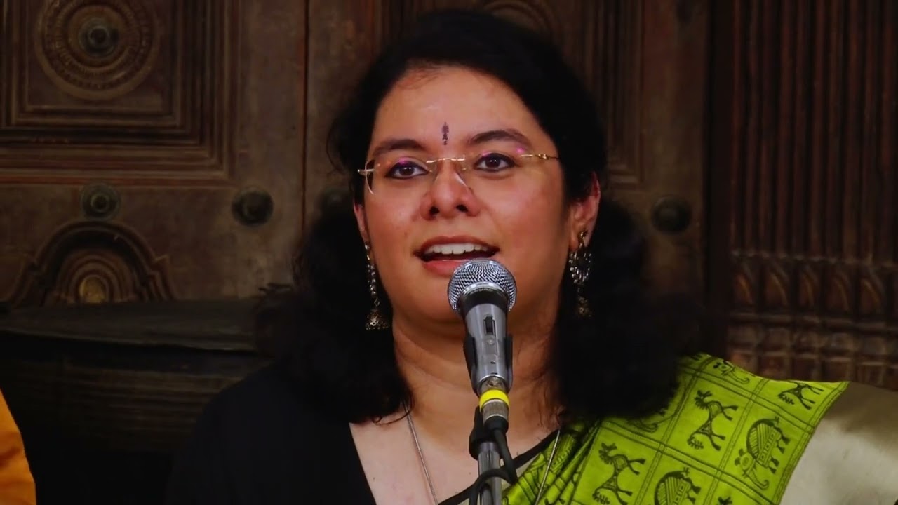 Amrutha Venkatesh | Singara Velava | Dvi-Raga Gati Bheda Varnam | Dr. T.V.Gopalakrishnan |
