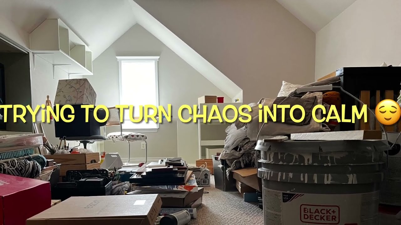 Turning chaos into calm 😌/ Decluttering is hard y’all! #decluttering