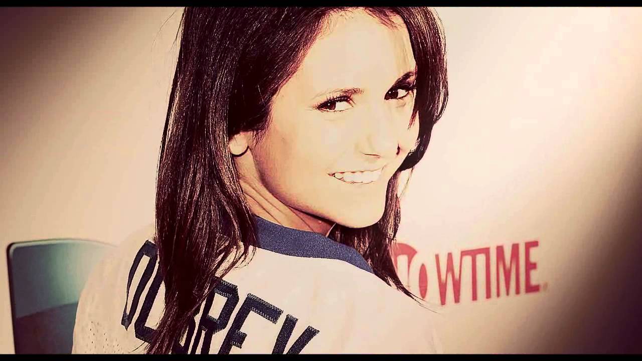nina dobrev | it girl