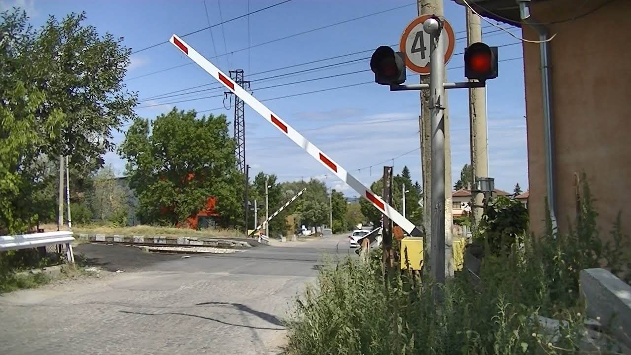 Spoorwegovergang Sofia (София) (BG) // Railroad crossing // Железопътен прелез