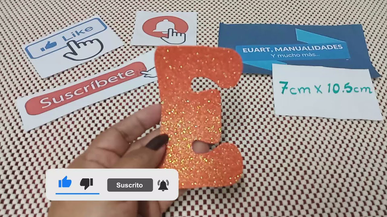 LETRA E EN FOAMI SIN MOLDE