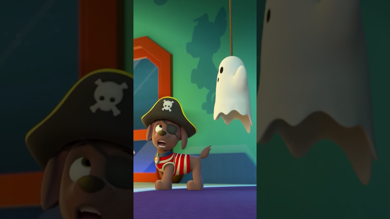Zuma gets Spooked on Halloween!👻 #PAWPatrol #Shorts