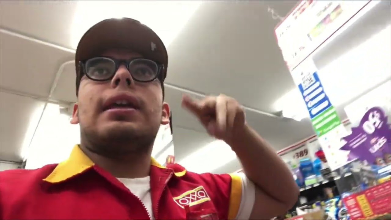 Un día trabajando en un Oxxo turno de noche…