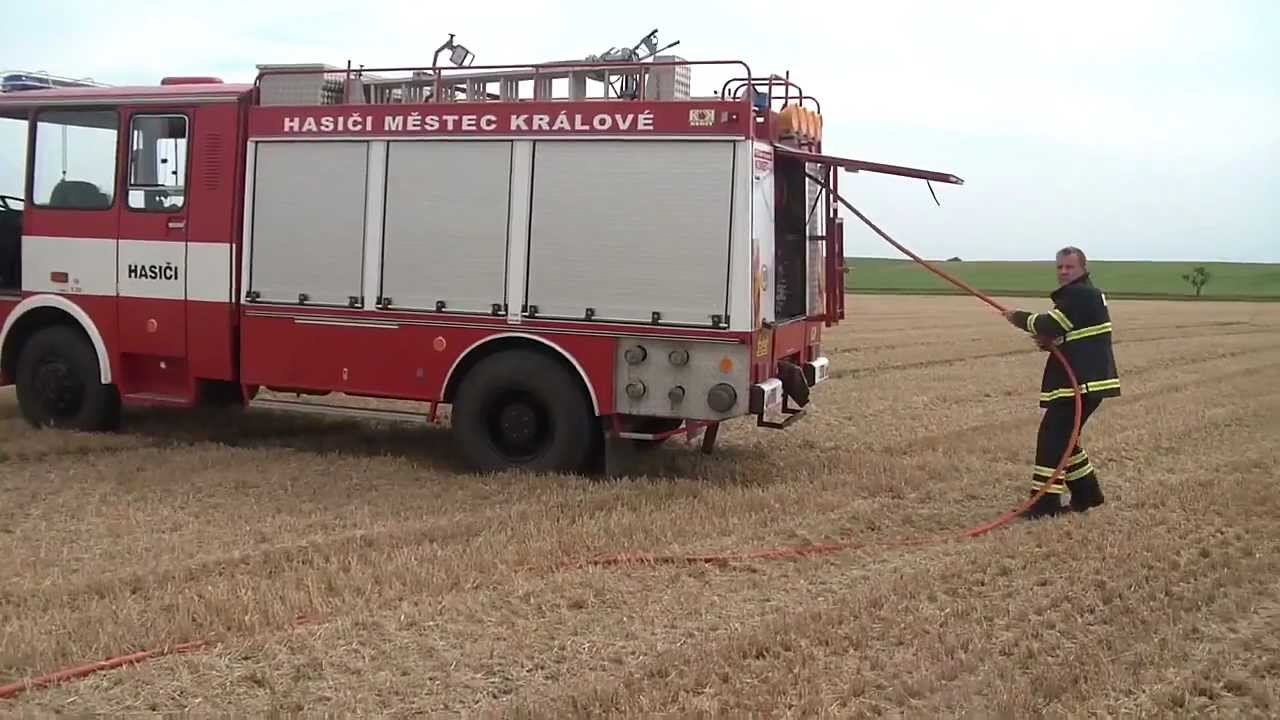 HASIČI MĚSTEC KRÁLOVÉ 16-08-2012 požár pole u Svídnice na Nymbursku