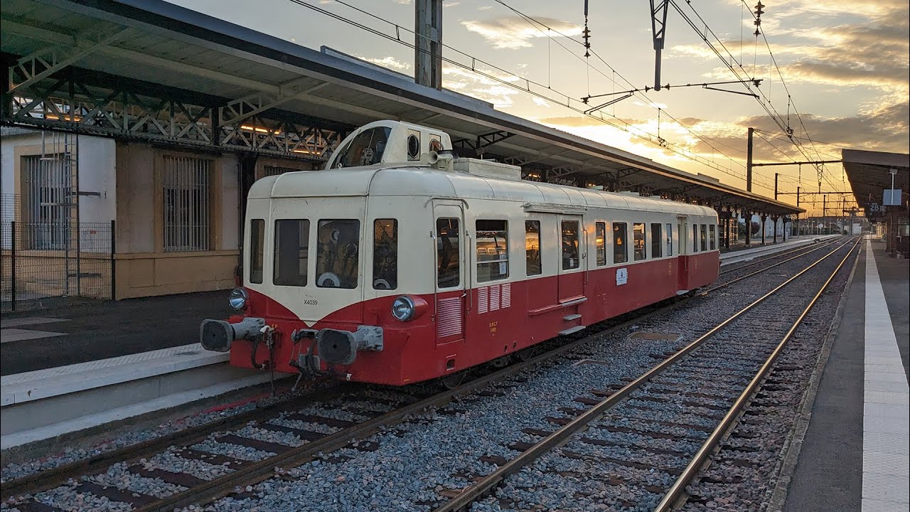 En autorail Picasso de Vierzon à Foëcy