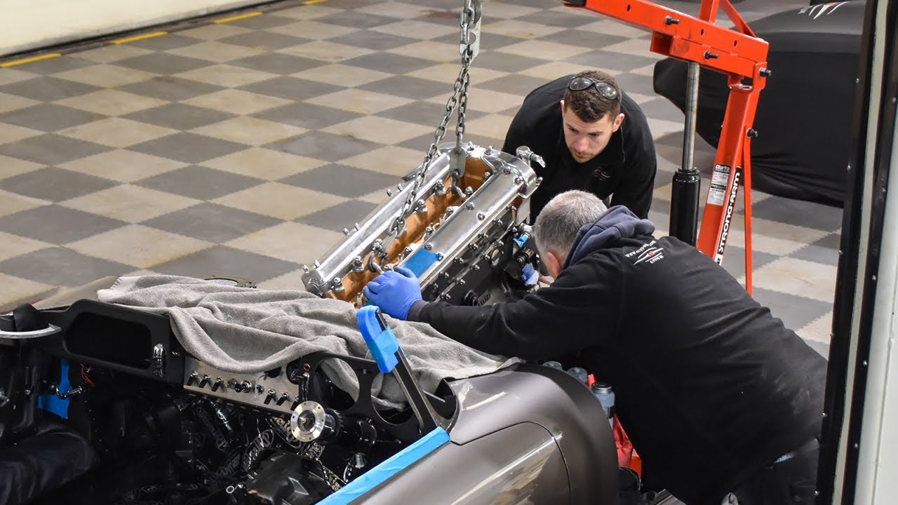 Fierce Flat Floor | E-type engine install