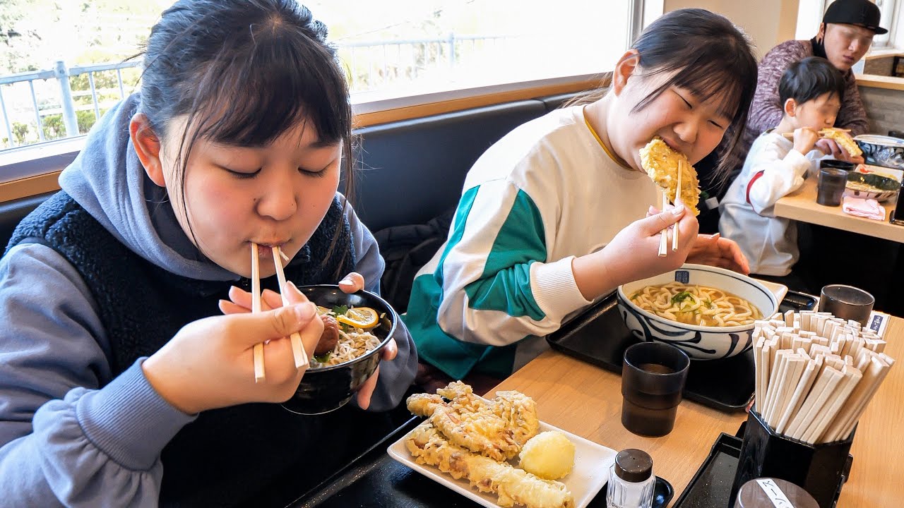 【閉業】衝撃が走る！！朝採れ海鮮と揚げたて天ぷらが炸裂するセルフサービスうどん屋の驚異的な仕込みに密着丨Tempura and Udon Restaurant : Japanese style
