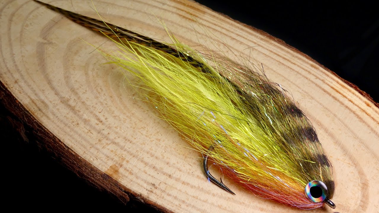 Fly tying SIMPLE SWIMFLY STREAMER by Jorge G. Huertes