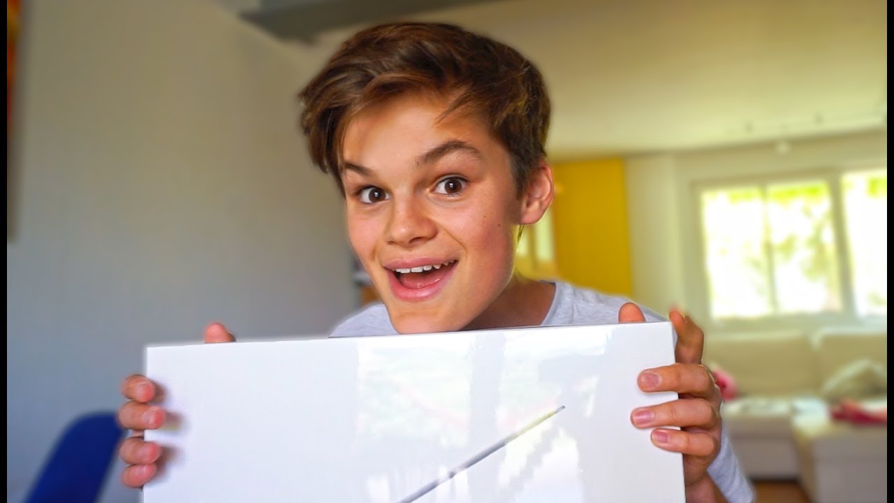 ein WUNSCH GEHT IN ERF&Uuml;LLUNG! (Vlog) | Oskar