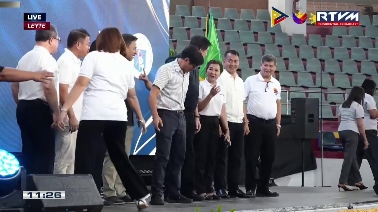 PBBM leads the oath-taking of Region VIII teachers and principals under the ECP at Tacloban City