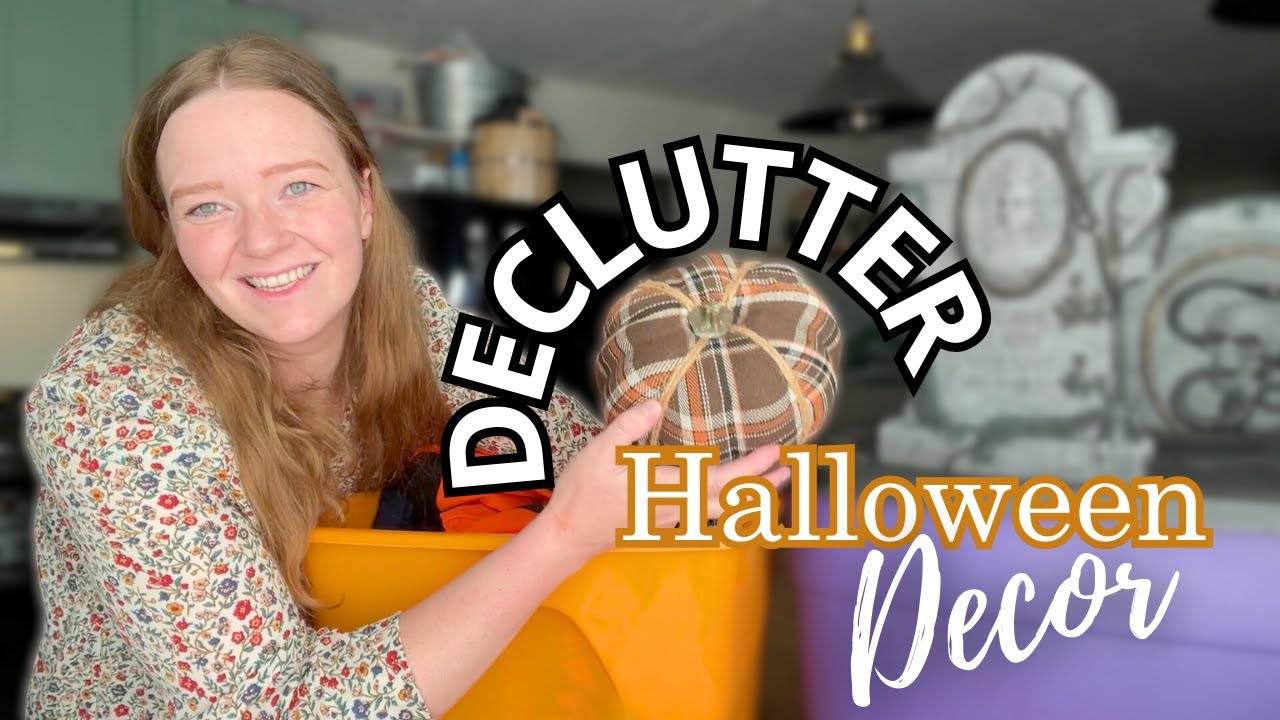 DECLUTTER & Decorate for Halloween Decorations With Me!