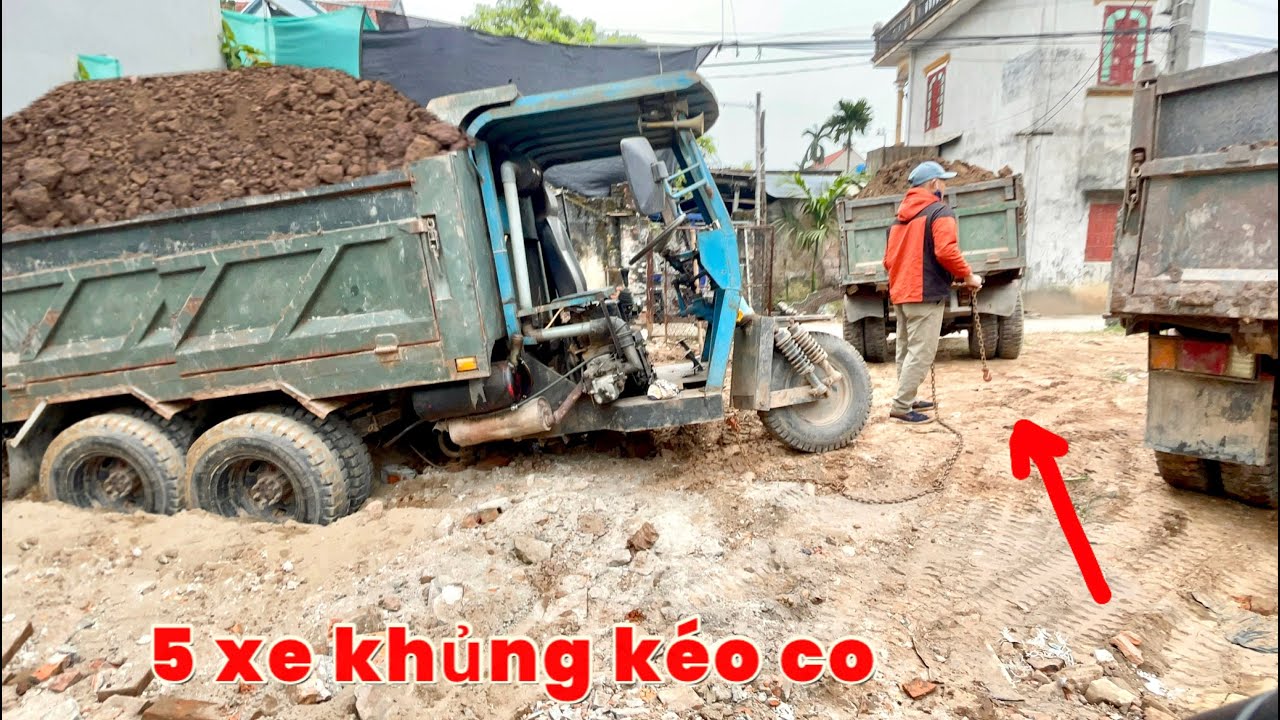 BÁC TÀI TRÌNH ĐỘ ĐẲNG CẤP ĐẠI TÔNG SƯ LÁI CÔNG NÔNG CHẠY CỰC ĐỈNH CAO | MÁY XÚC MÚC CÁT LÊN Ô TÔ TẢI