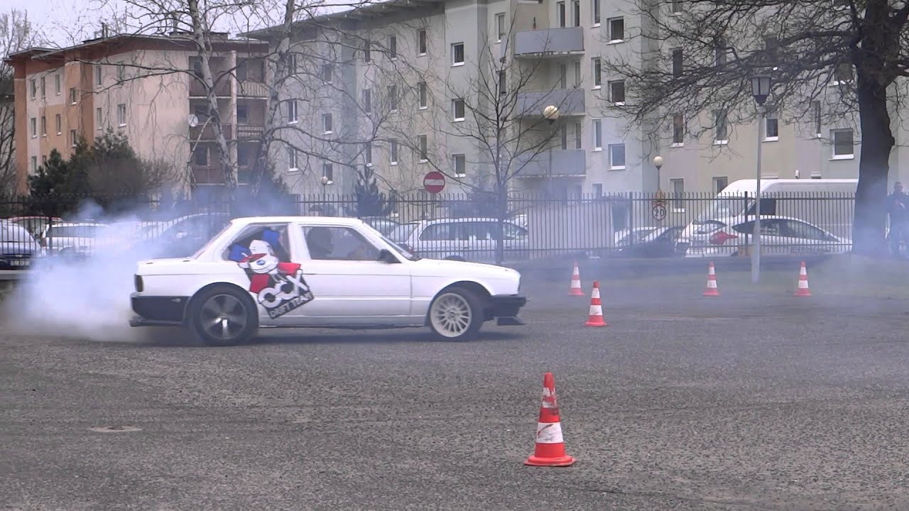 OCX DRIFT TEAM ZIELONA GÓRA (Driver: Piotr Laszuk)  BMW e30 V8