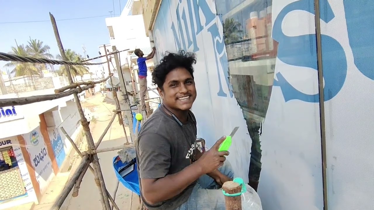 Electronic City new vlog subscribe now please giyas 