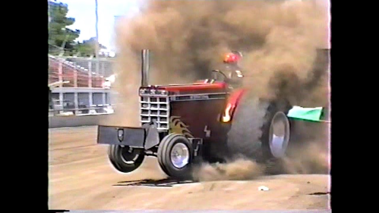 Outlaw Truck & Tractor Pulling Assn: 1995 Missouri State Fair 5,500 lb. & 7,500 lb. Super Stock