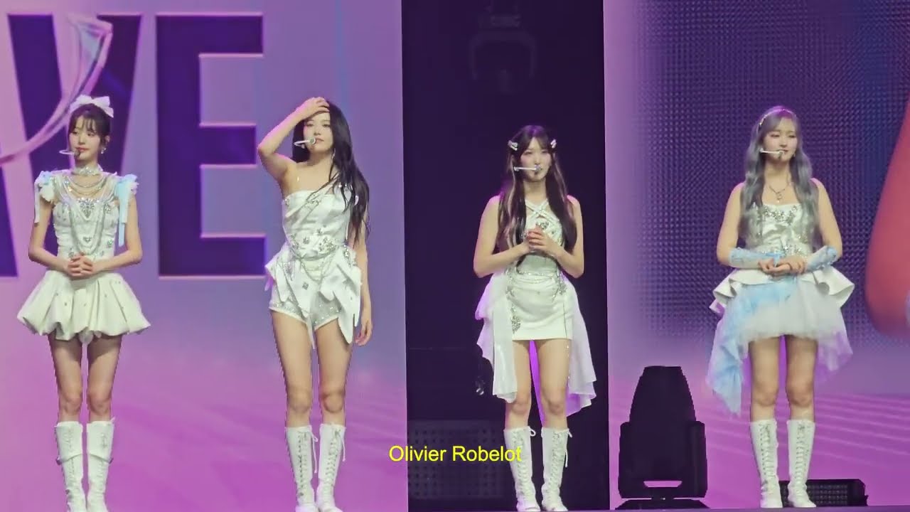 IVE 아이브 @ Accor Arena in Paris - Introductions | Fancam