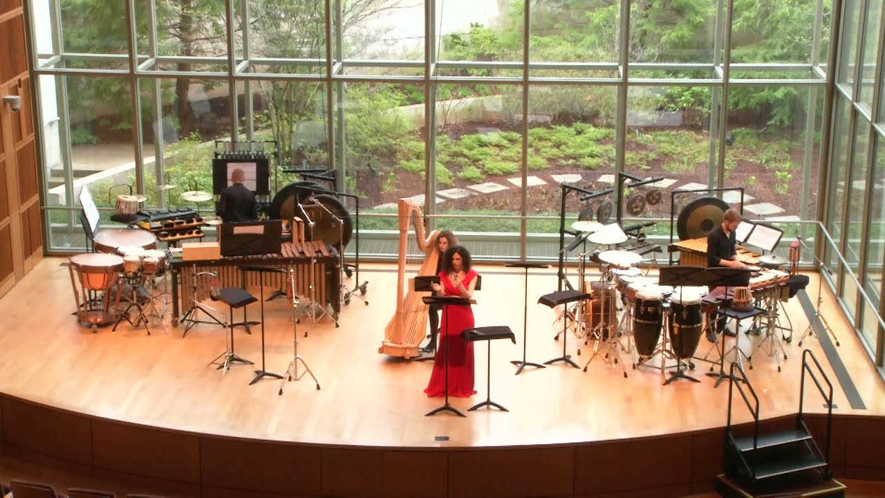 Luciano Berio - Circles