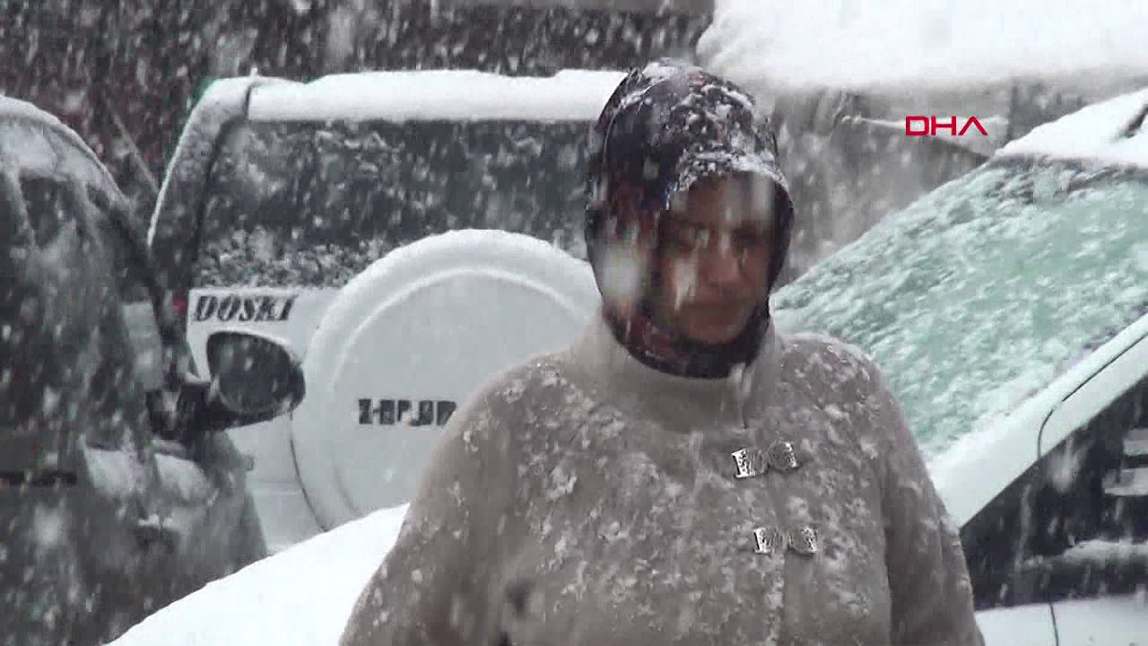 Hakkari’de kar yağışı etkili oldu