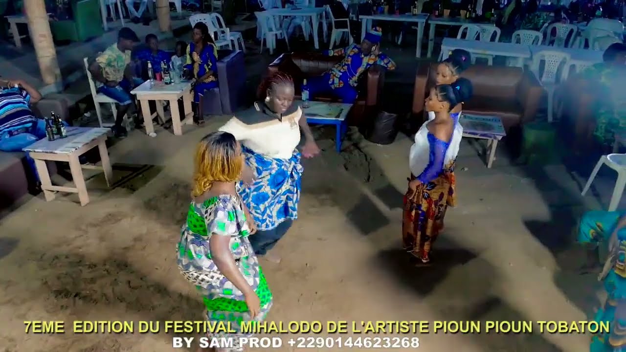 7EME ÉDITION DU FESTIVAL MIXA LODO DE POUINPOUIN TOBATON et coupure du gâteau partie 2