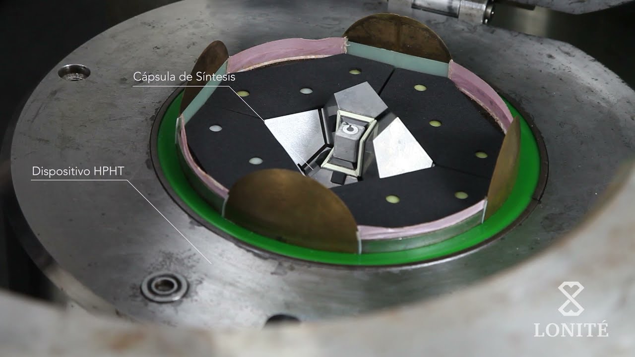 Proceso de laboratorio LONITÉ: de las cenizas de cremación a los diamantes