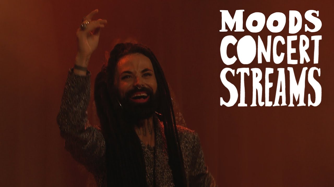 Live at Moods: Božo Vrećo @BožoVrećoOfficial