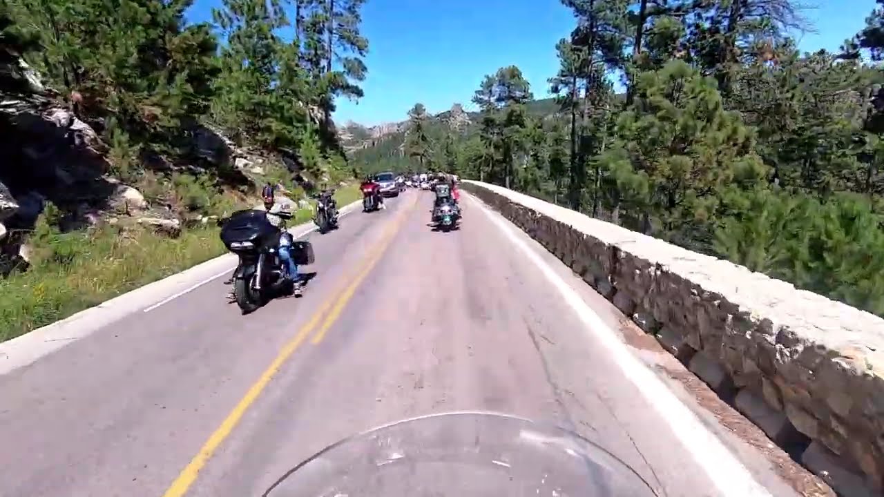 Hood tunnel