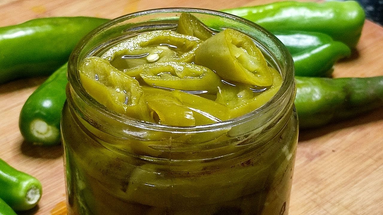 Homemade Jalapeno Recipe in Hindi | How to make jalapeno at home l घर पर जेलेपिनो कैसे बनायें