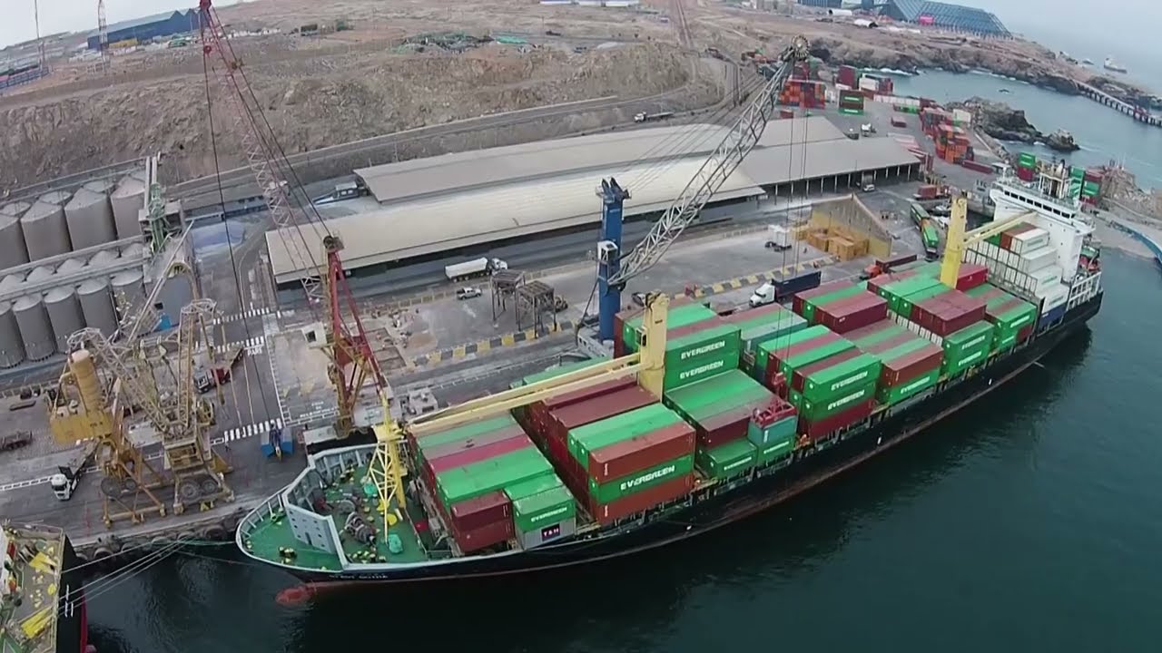 Crónicas Inversiones que perduran: Terminal Portuario de Matarani (Arequipa)