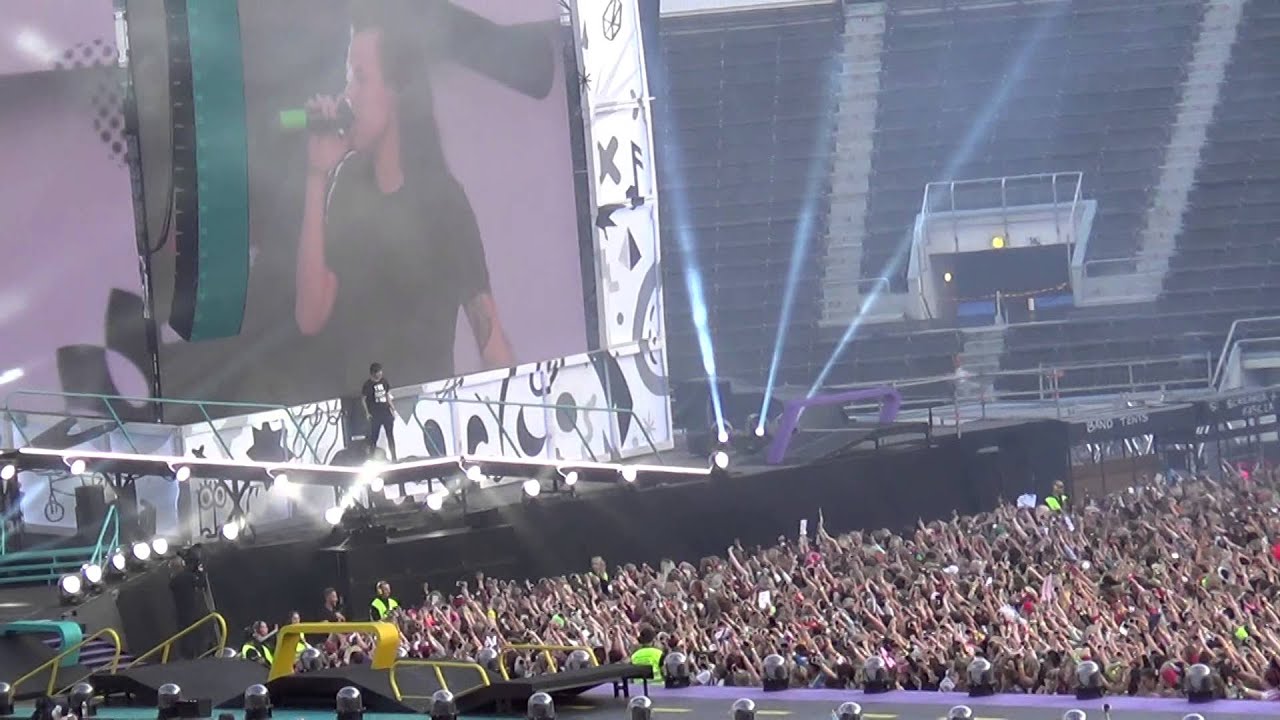 One Direction - Clouds   OTRA   Louis' camera   Helsinki   27.06.2015