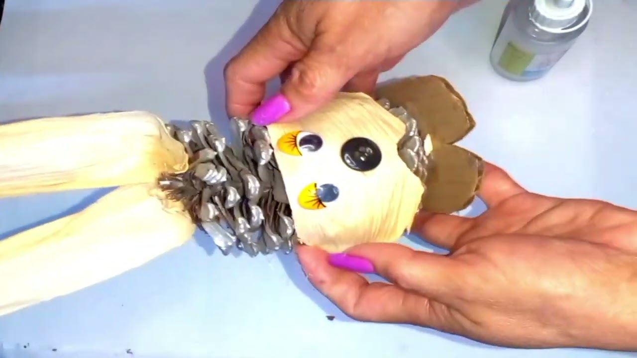 CONEJO CON PIÑAS 🐰 Manualidad de Pascua con Chala, Panca o Totomoxtle ✨