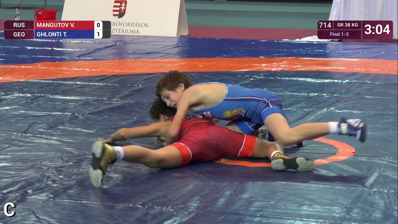 GOLD GR - 38 kg: V. MANGUTOV (RUS) v. T. GHLONTI (GEO)